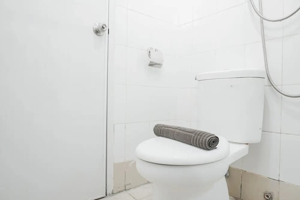 Elegant 2BR at Bassura City Apartment - photo 6