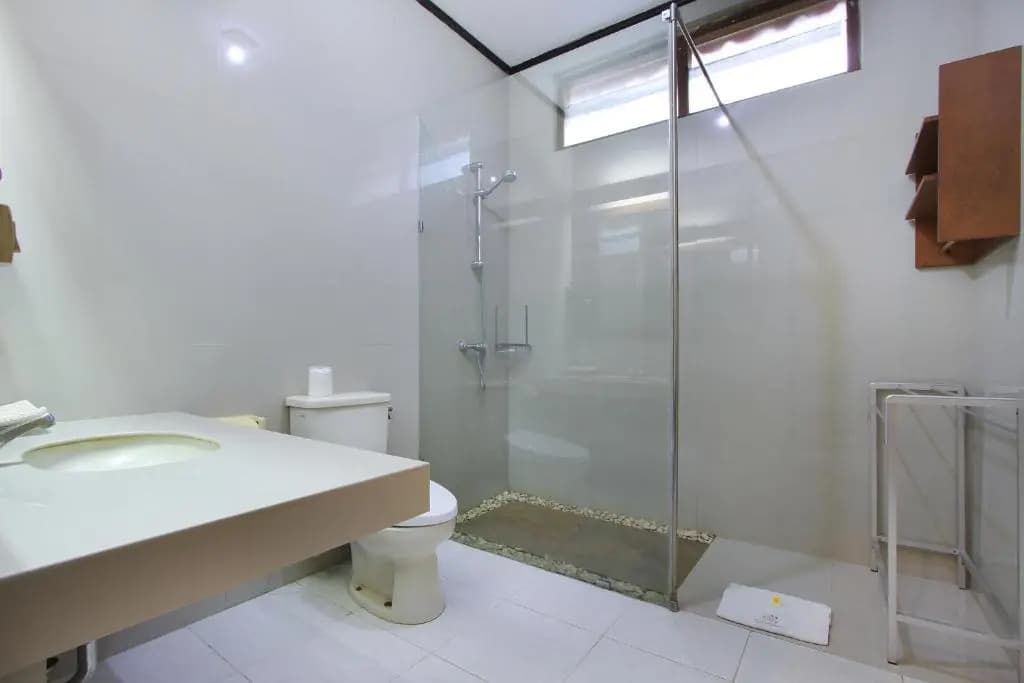 Puri Naga Beachfront Cottages - photo 8