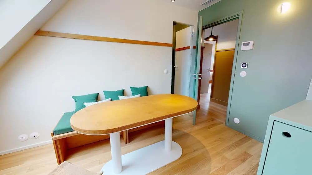 Altido Pleasant 1-bed Flat w Shared Courtyard - photo 4
