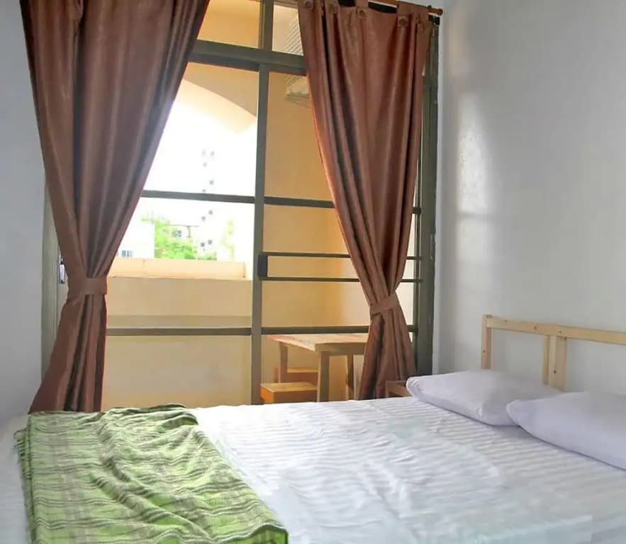 Full Hostel - main photo