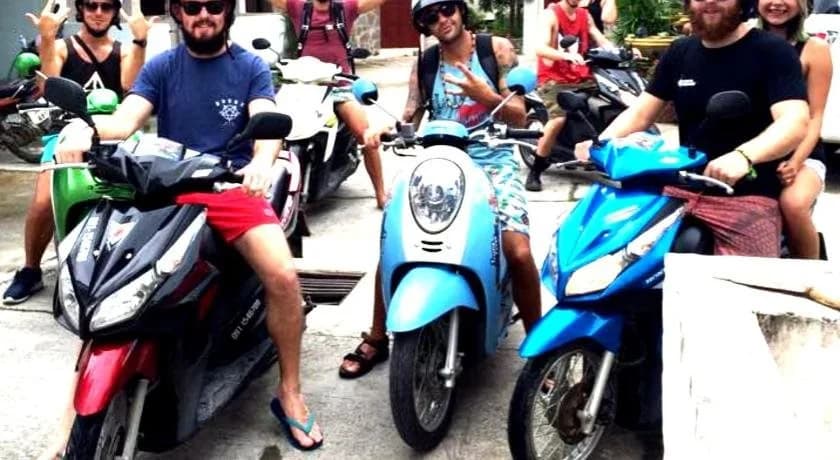 Backpacker Social Experience - photo 31