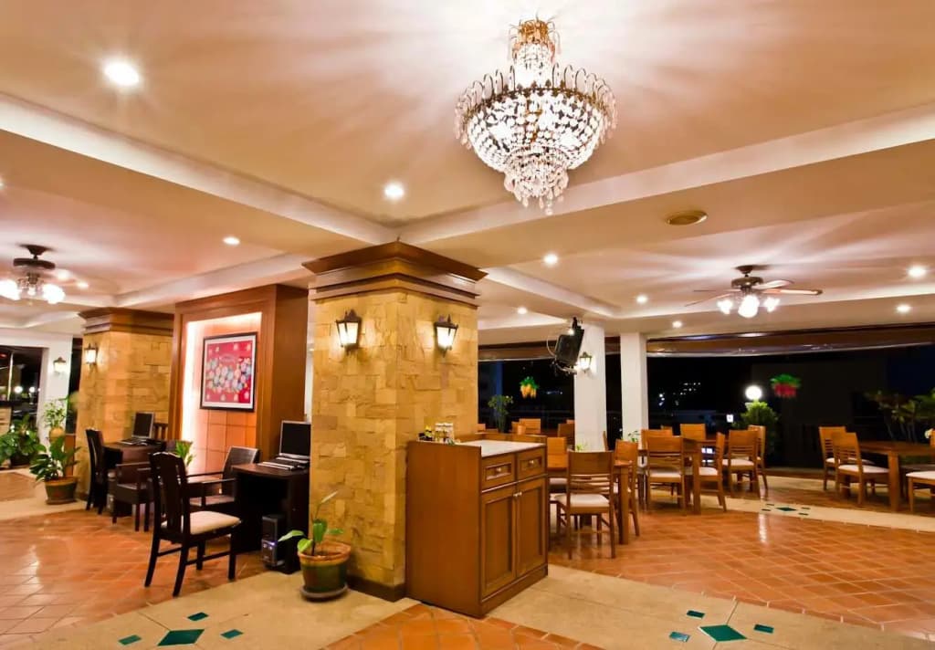 Jiraporn Hill Resort - photo 28