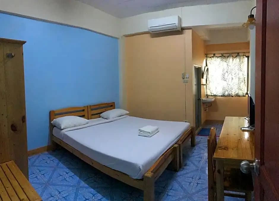 Apinya Court - photo 5