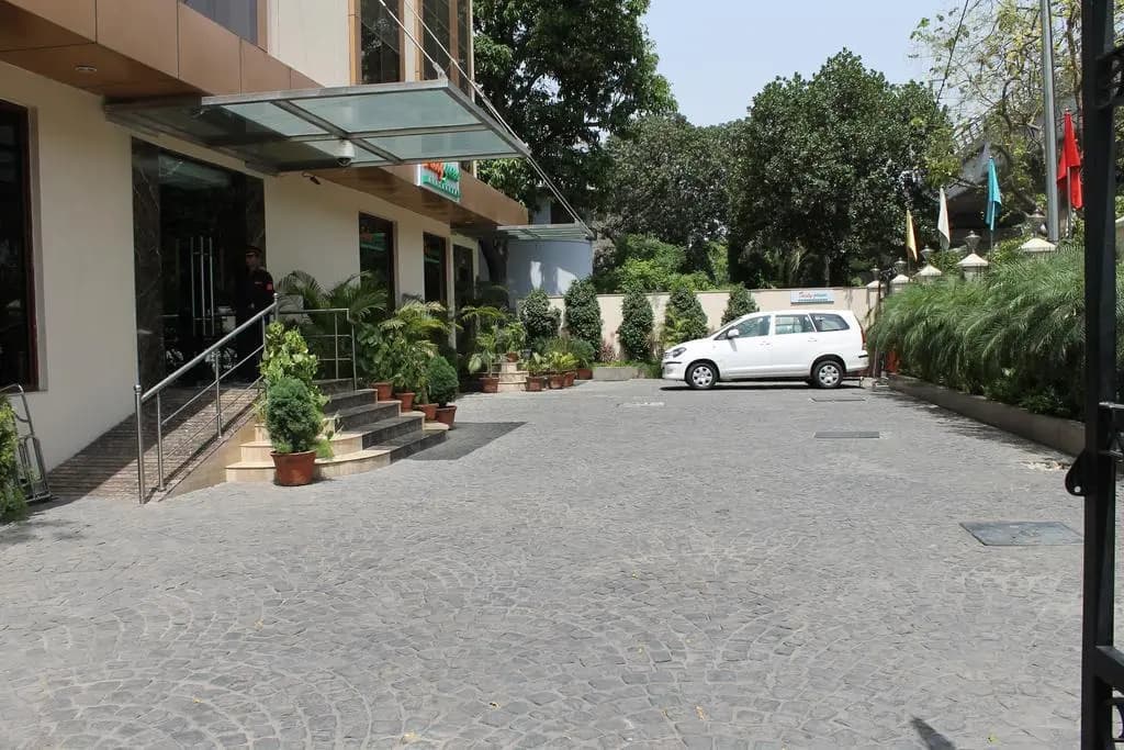Hotel Jivitesh - photo 9