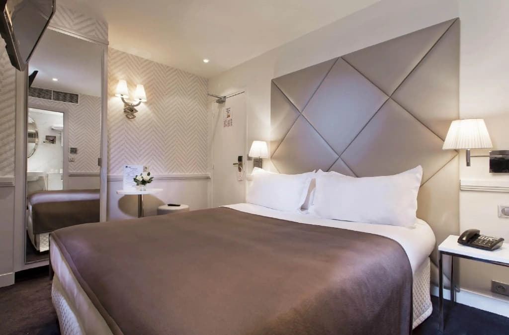 Hotel Longchamp Elysees - photo 27