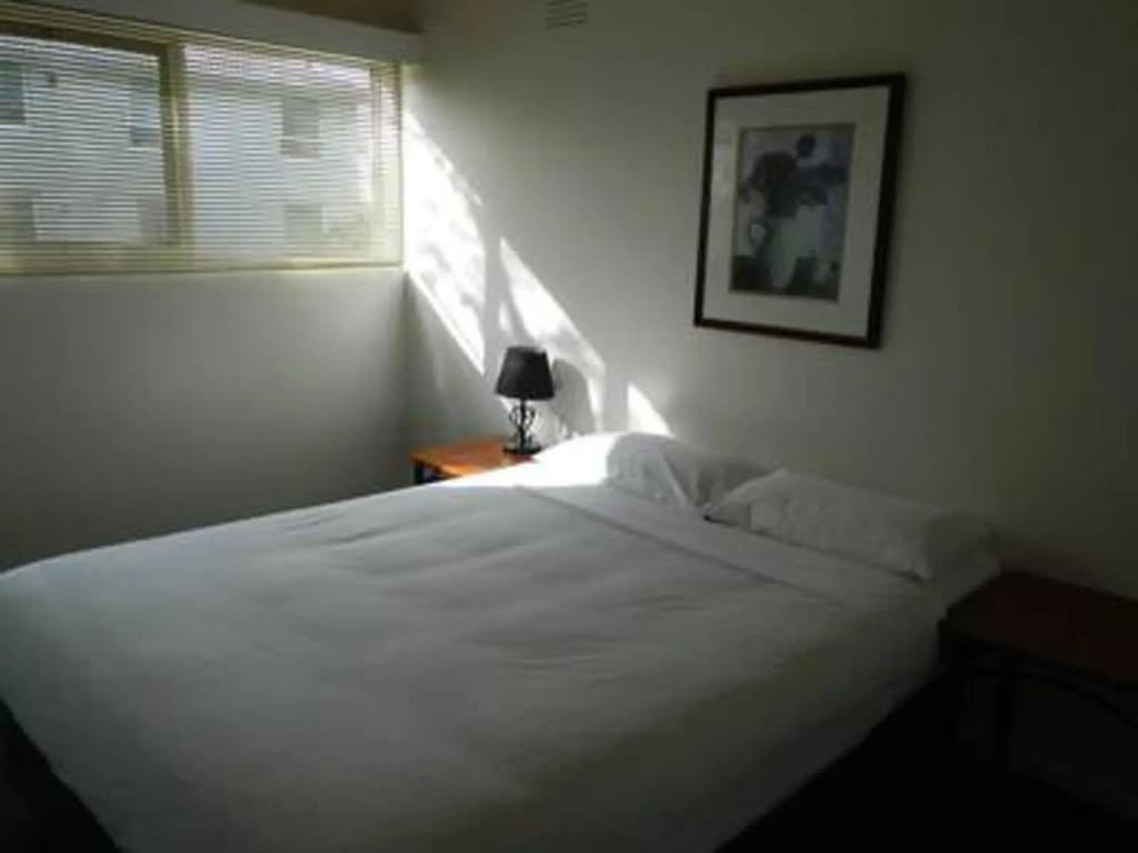 Apartments On Lygon - photo 3