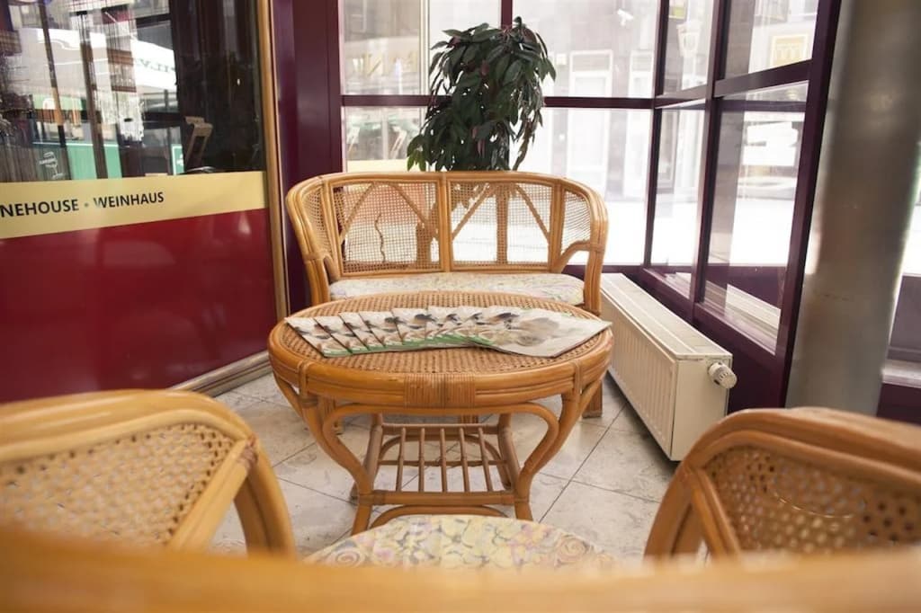 Pilvax Hotel Budapest - photo 8