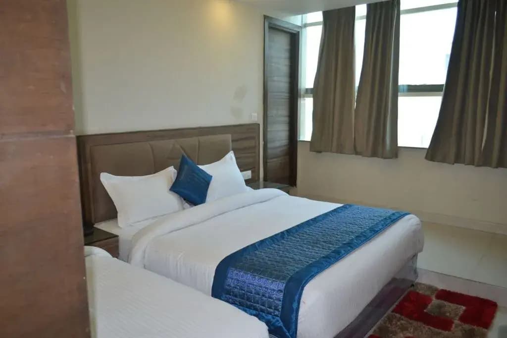 Hotel Merry Gold - photo 4