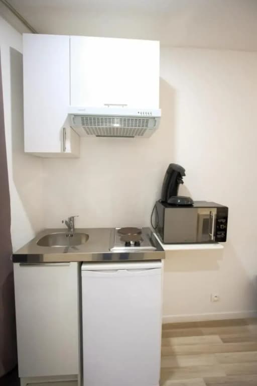 Beautiful bright studio near Montparnasse - photo 13