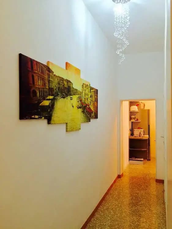 Romantic Venetian Court - photo 1