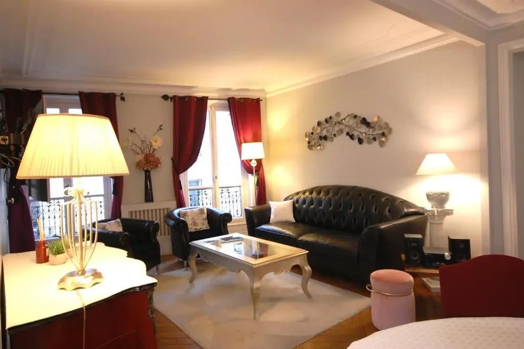 Two-Bedroom Apartment Champs-Elysées - photo 4