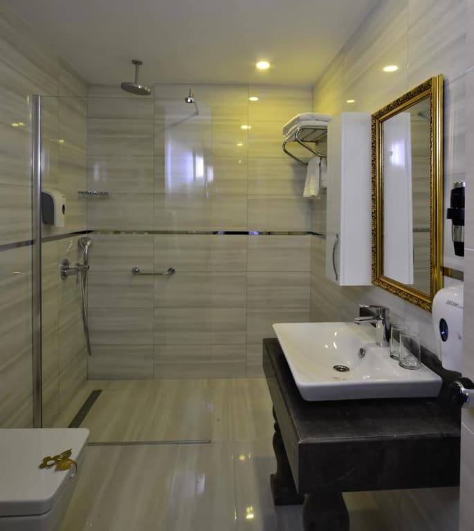 Azura Deluxe Resort & Spa - photo 11