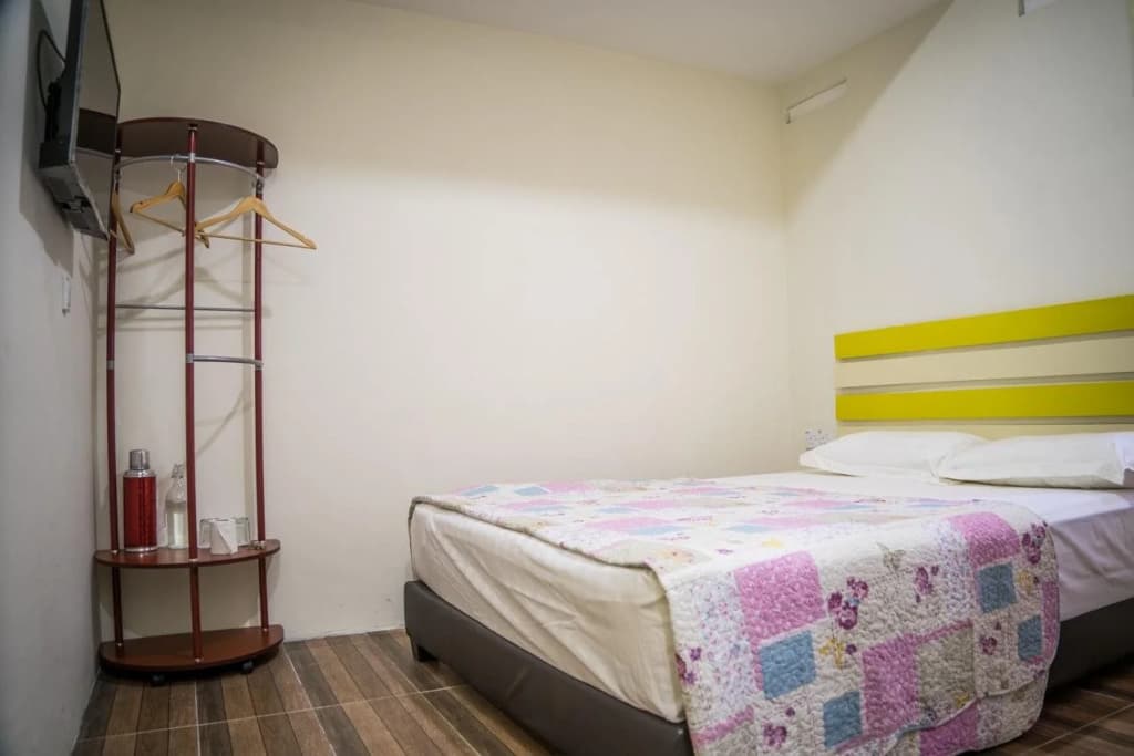 Hong Loke Hotel - photo 3