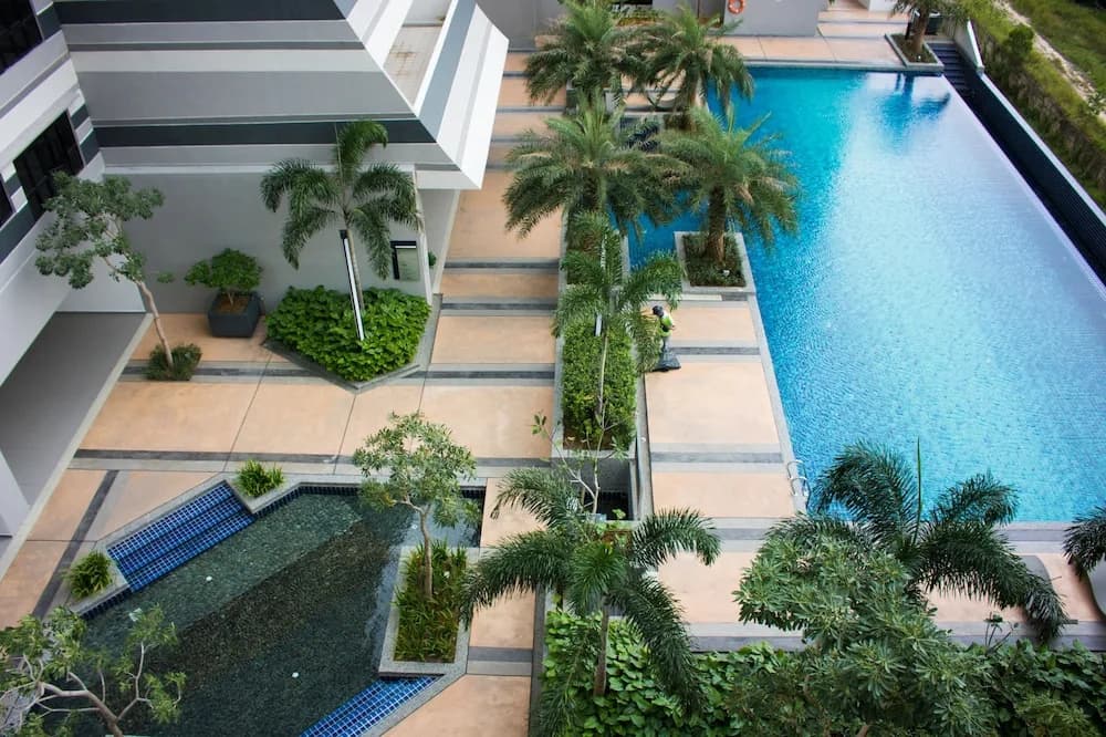 Ashton Meridin Suites - photo 14