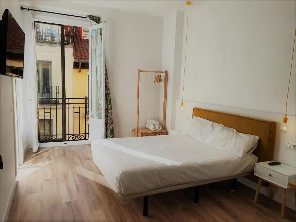Hostal Manuela by gaiarooms - photo 3
