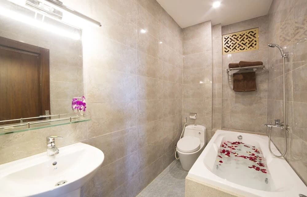 Mulan Homestay - photo 9