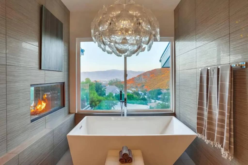 Troy Dr - Sleek & Modern Hollywood Hills Home With Stunning Views - photo 11