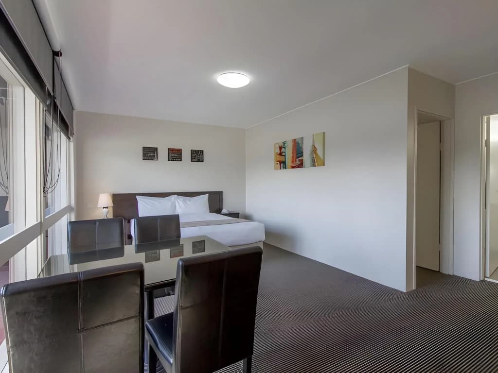 Sunshine Motor Inn - photo 26