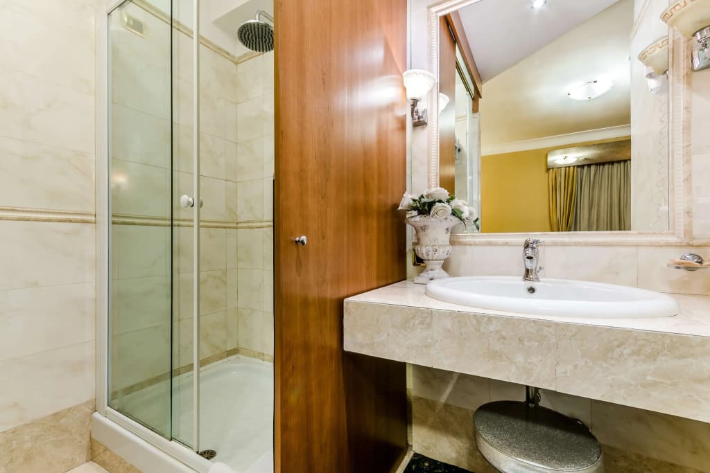 Luxury Rooms H 2000 Roma - photo 9