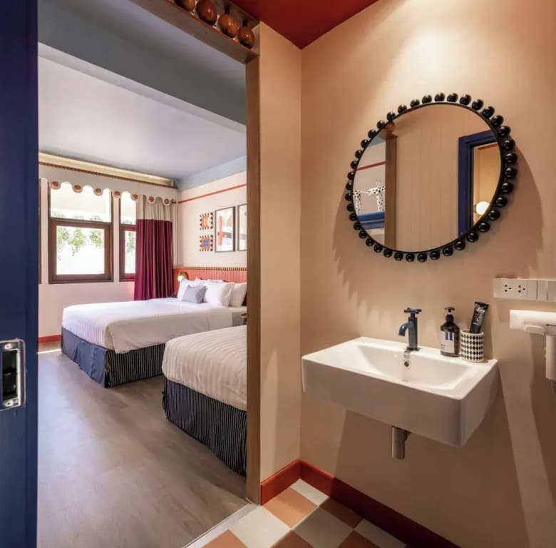 Blu Dock Restel Bangkok - photo 3