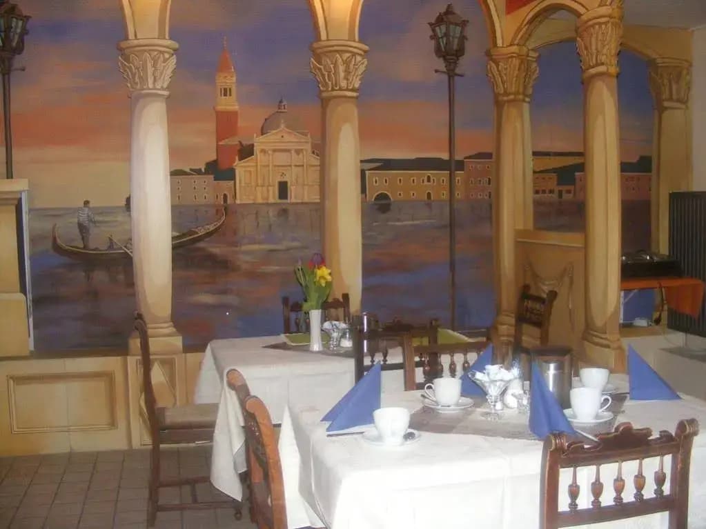 Hotel Pension Tempelhof - photo 16