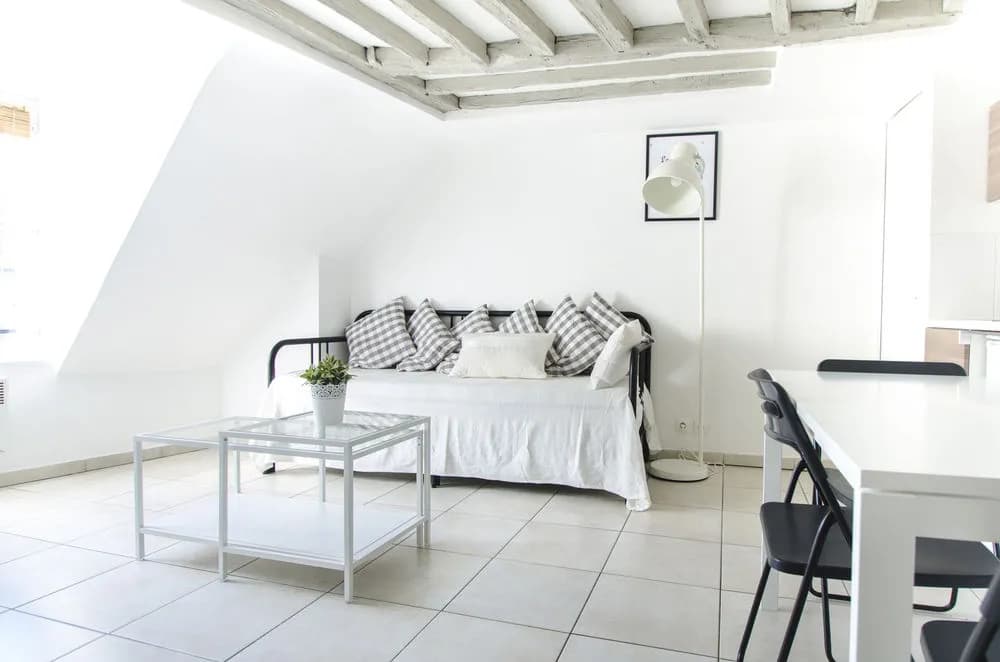 Luxury Apartment in Paris - République - photo 21