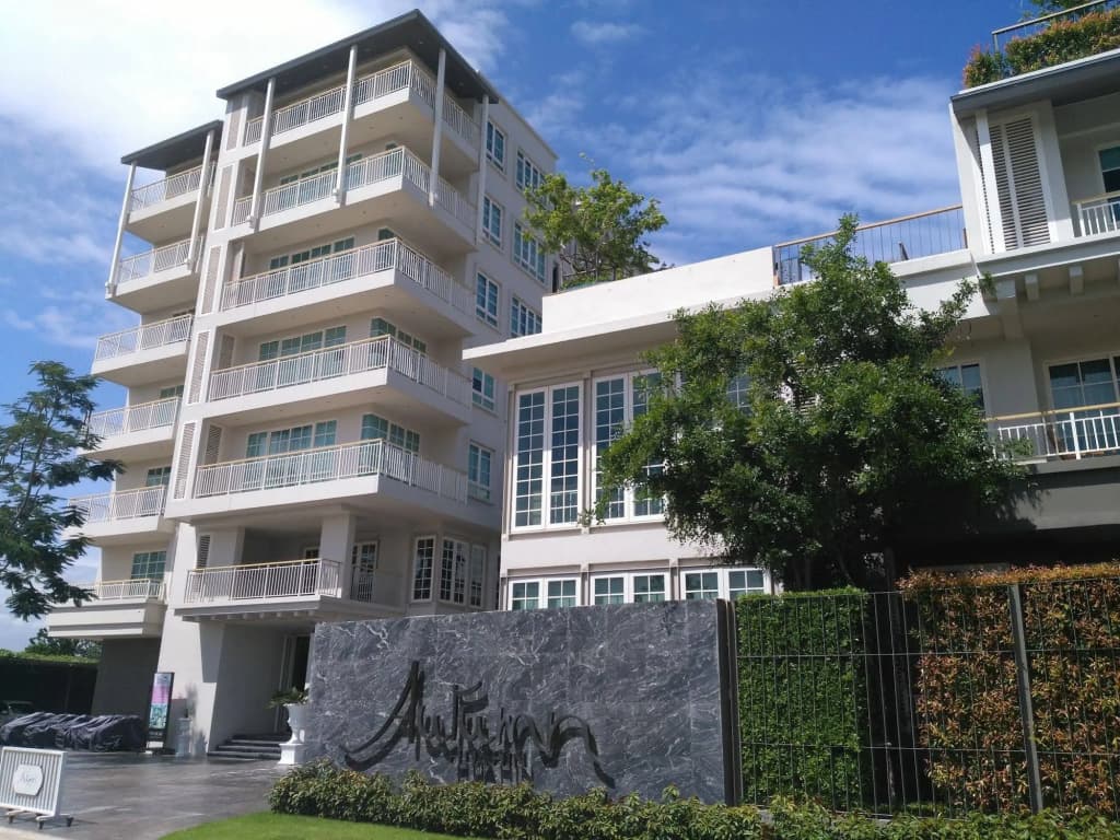 Autumn Hua Hin - The Sunset Room - main photo