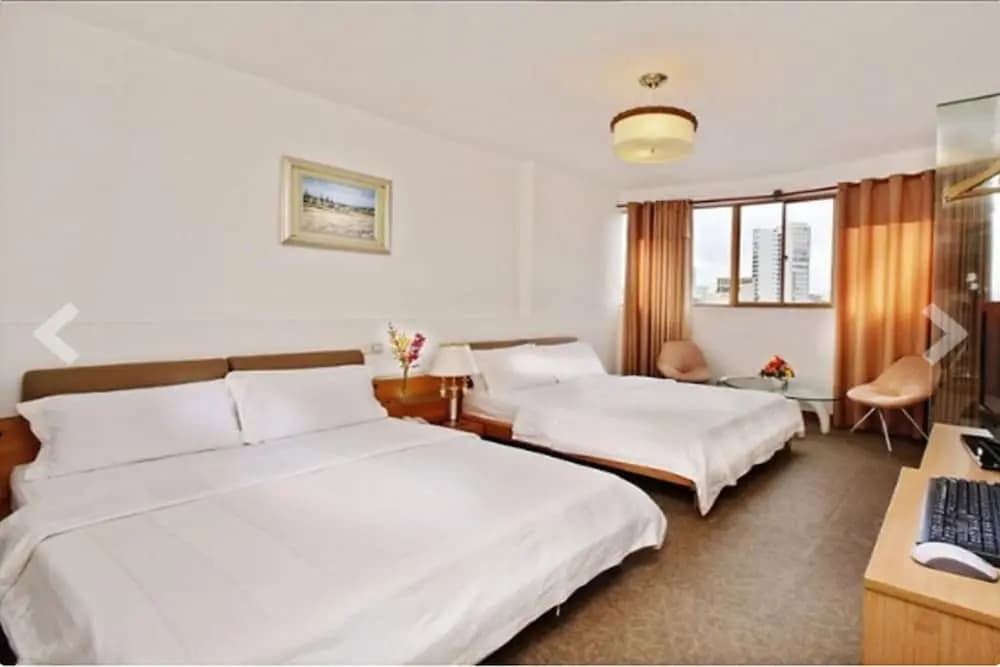 A Em 150 Le Thanh Ton Hotel - photo 7