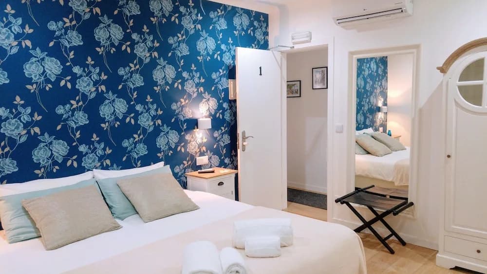 Lisbon Terrace Suites Apartment for Large Groups with Amazing Terrace - photo 28