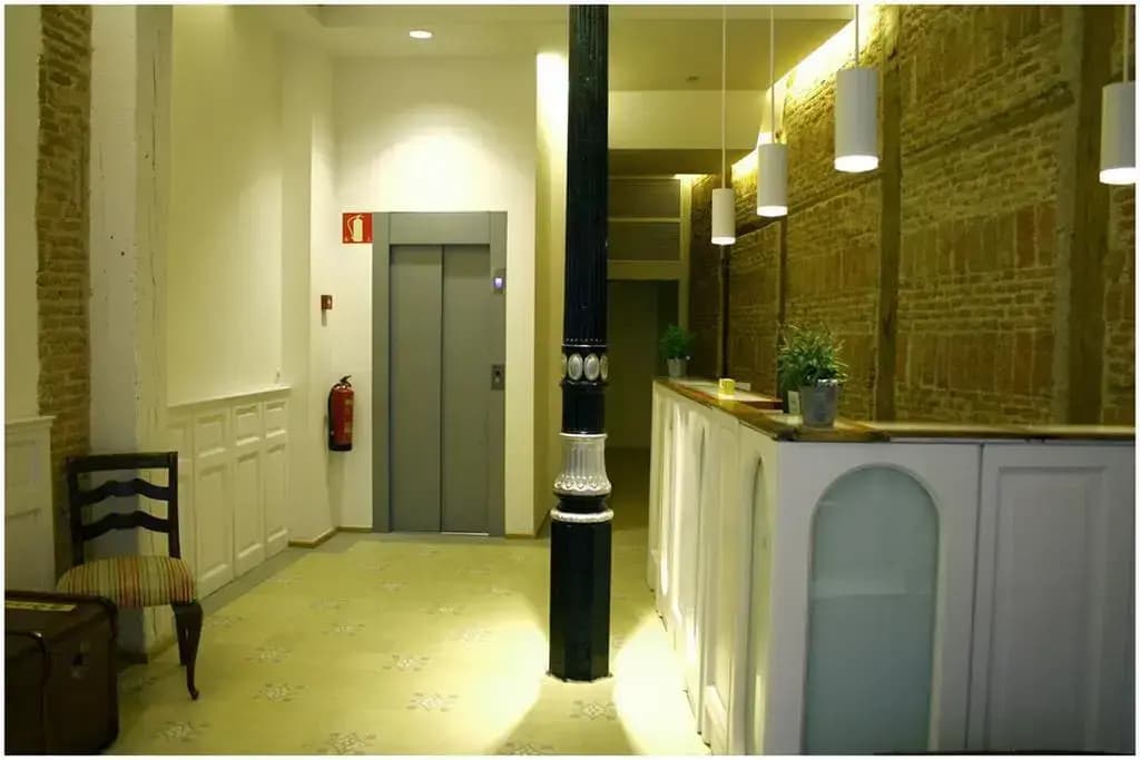 Hostal Madrid - photo 11