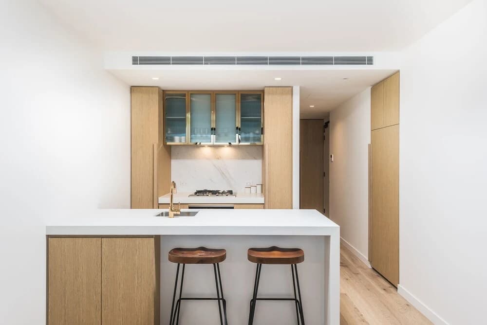 Collins House Apartments by CLLIX - photo 5