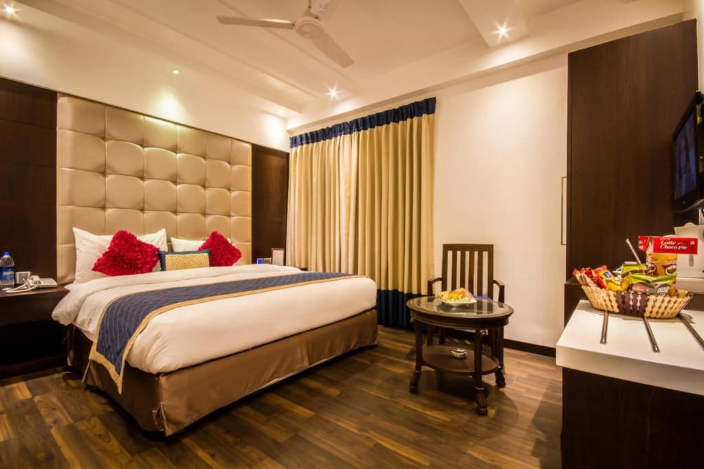 Hotel Grand Godwin - photo 4