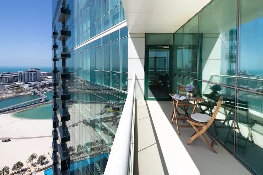 Astounding 3BR Apartment w/ Sea & Marina Views! - photo 15