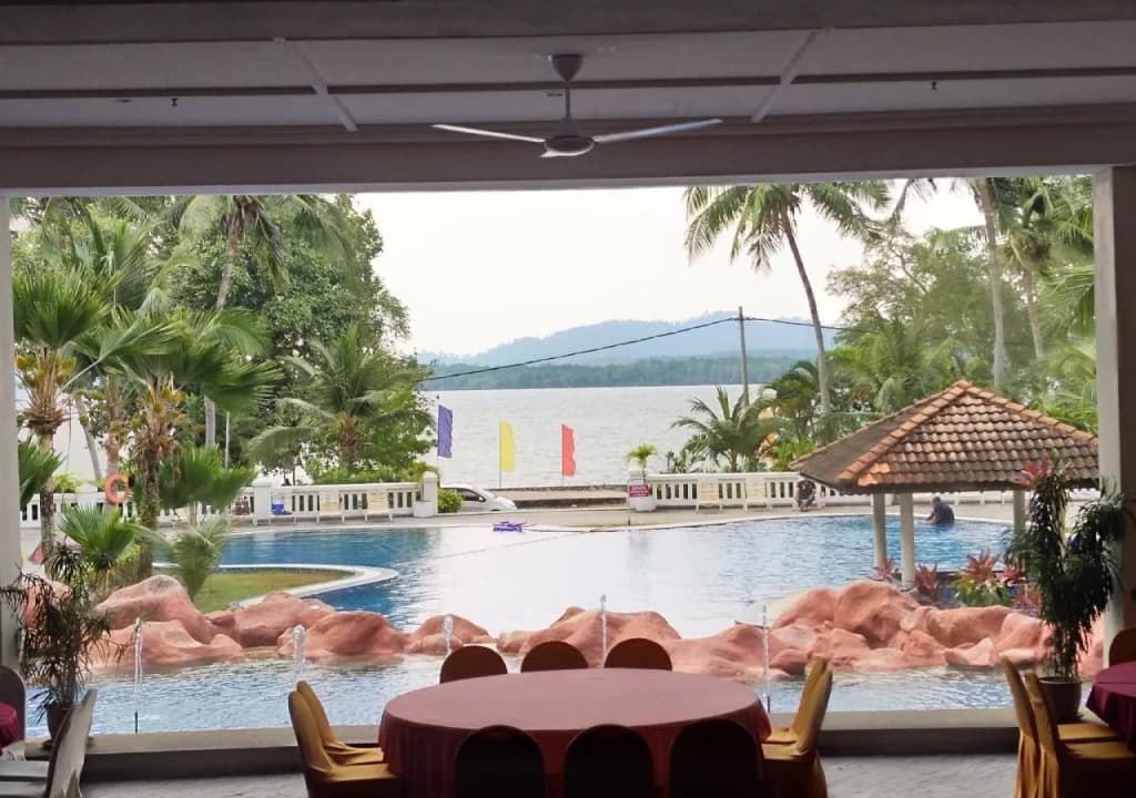 The Orient Star Resort Lumut - photo 9