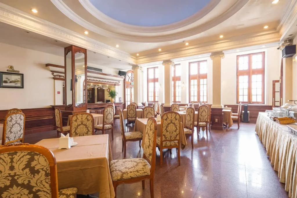 Riverside Hotel - photo 22