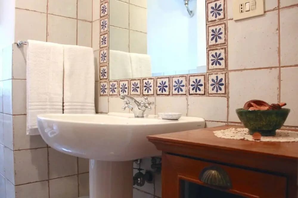 Ethnic Apt in Testaccio's Heart, Serviced by Hostmaker - photo 6