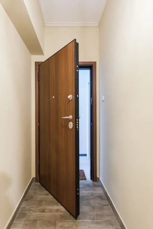 Big Central Metro Station Apartment 2 - photo 12