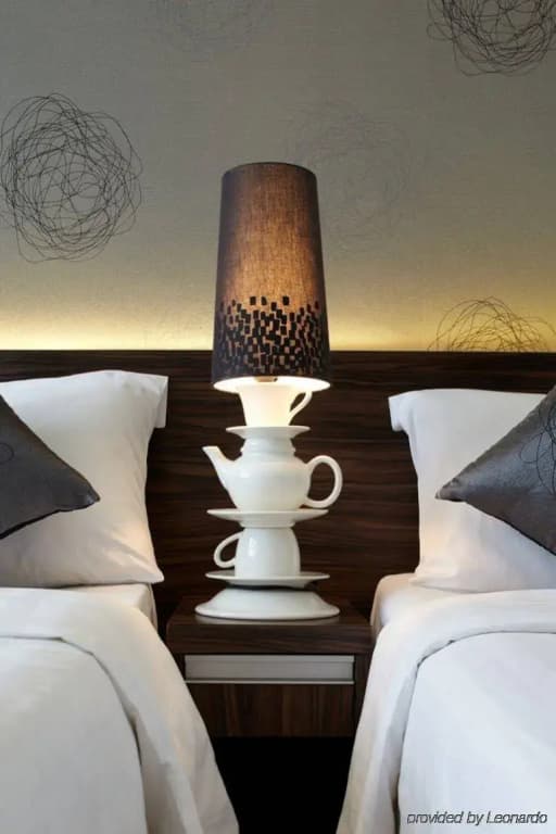 Bridal Tea House - Western District - photo 2