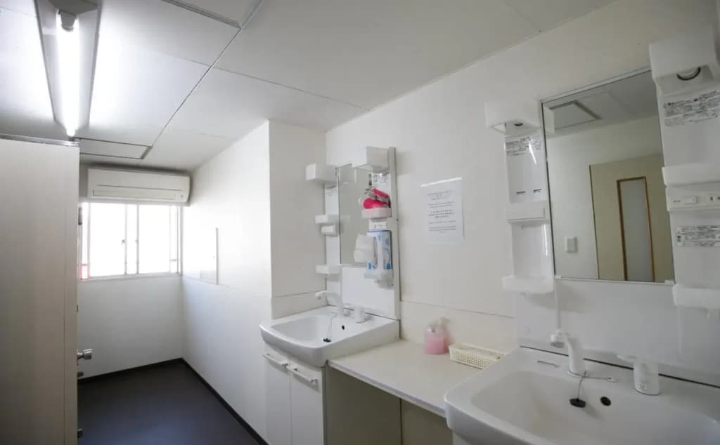 Hotel Pivot - photo 8