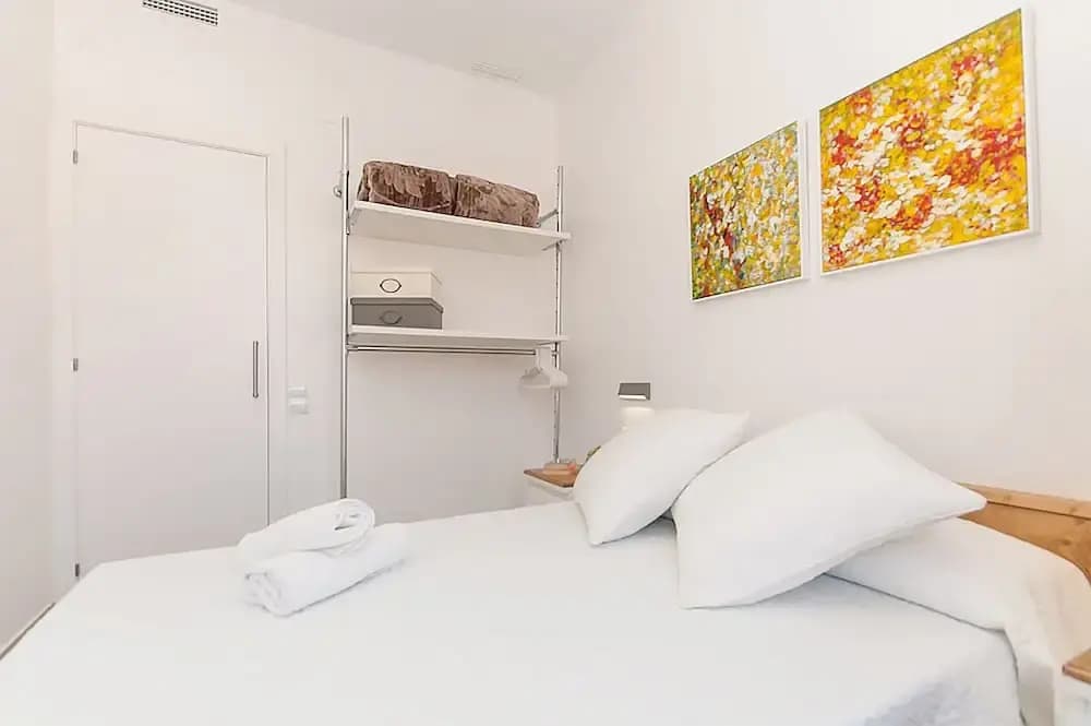 BHM1-3415 Modern 2 Bedroom Apartment - photo 5