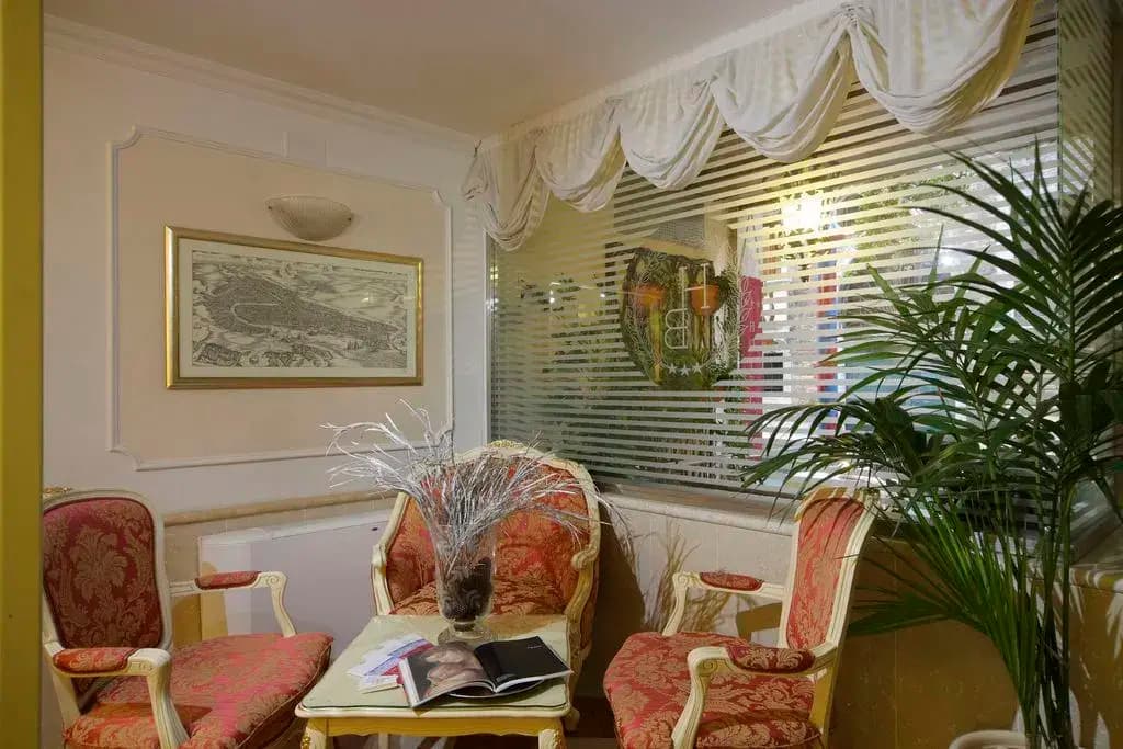 Hotel Becher - photo 13