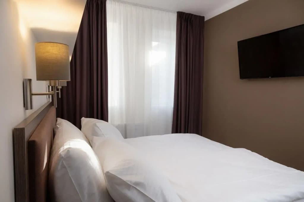 SKY Hotel Prague - photo 9