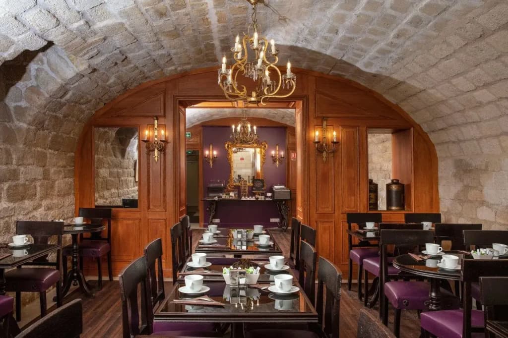 Hôtel Serotel Lutèce - photo 19