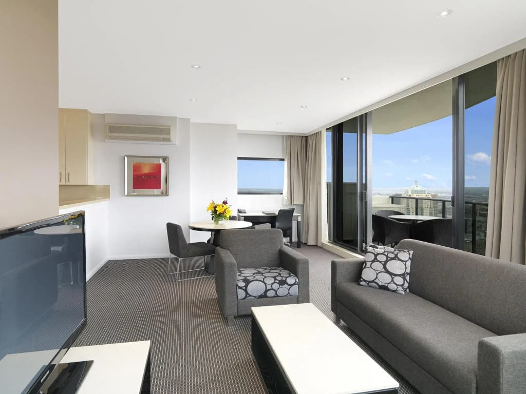 Meriton Suites Kent Street, Sydney - photo 3