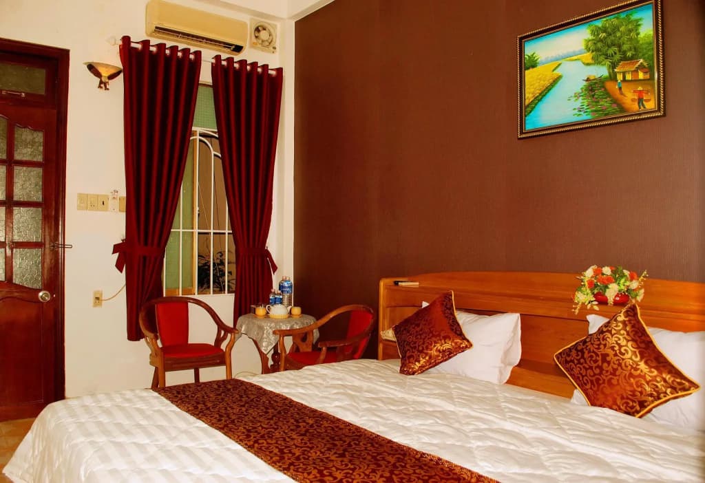 My Long Hotel - photo 5