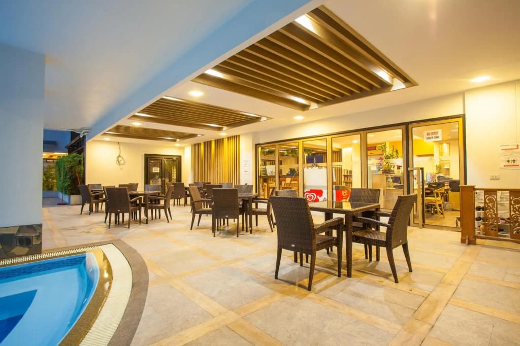 New Siam Palace Ville - photo 20