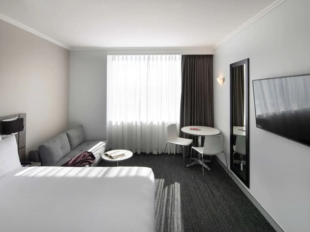 Mercure Sydney Bankstown - photo 6