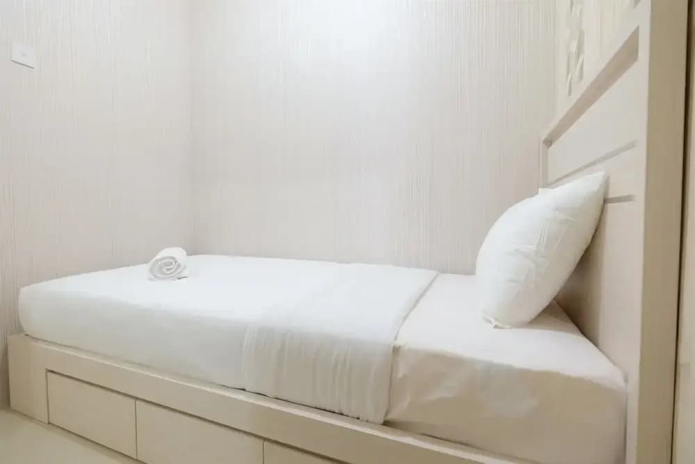 Cozy & Affordable Bassura City Apartment - photo 6