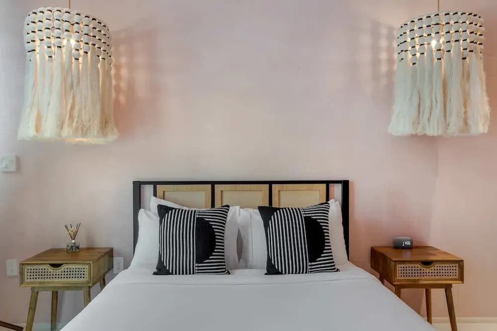 Artisan Studio- Breakfast Nook by Design District - photo 1