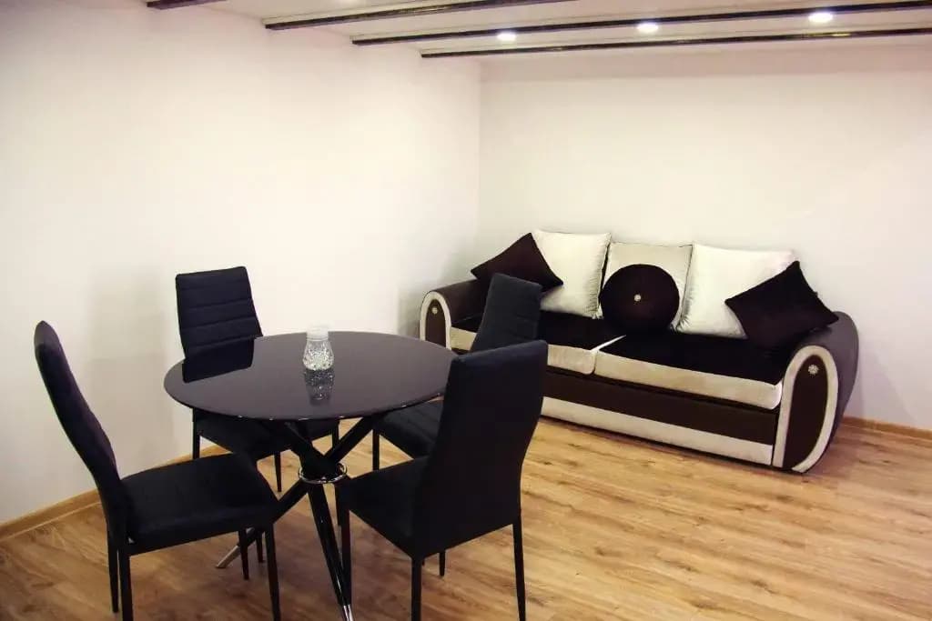 Apartment on Tabidze - photo 3